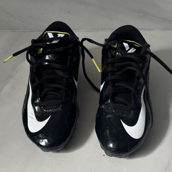 Nike V Strike Football Cleats in black patent - size 4.5Y - Picture 2 of 7